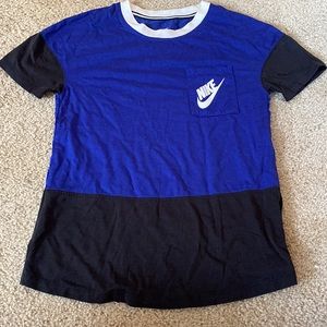Nike shortsleeved shirt